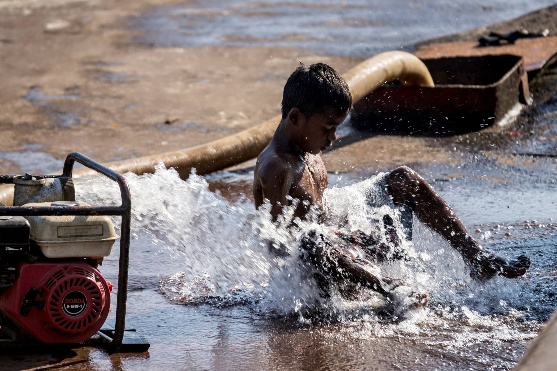 Hafengebiet bei im Ortsteil Botahtaung Jetty am Yangon River